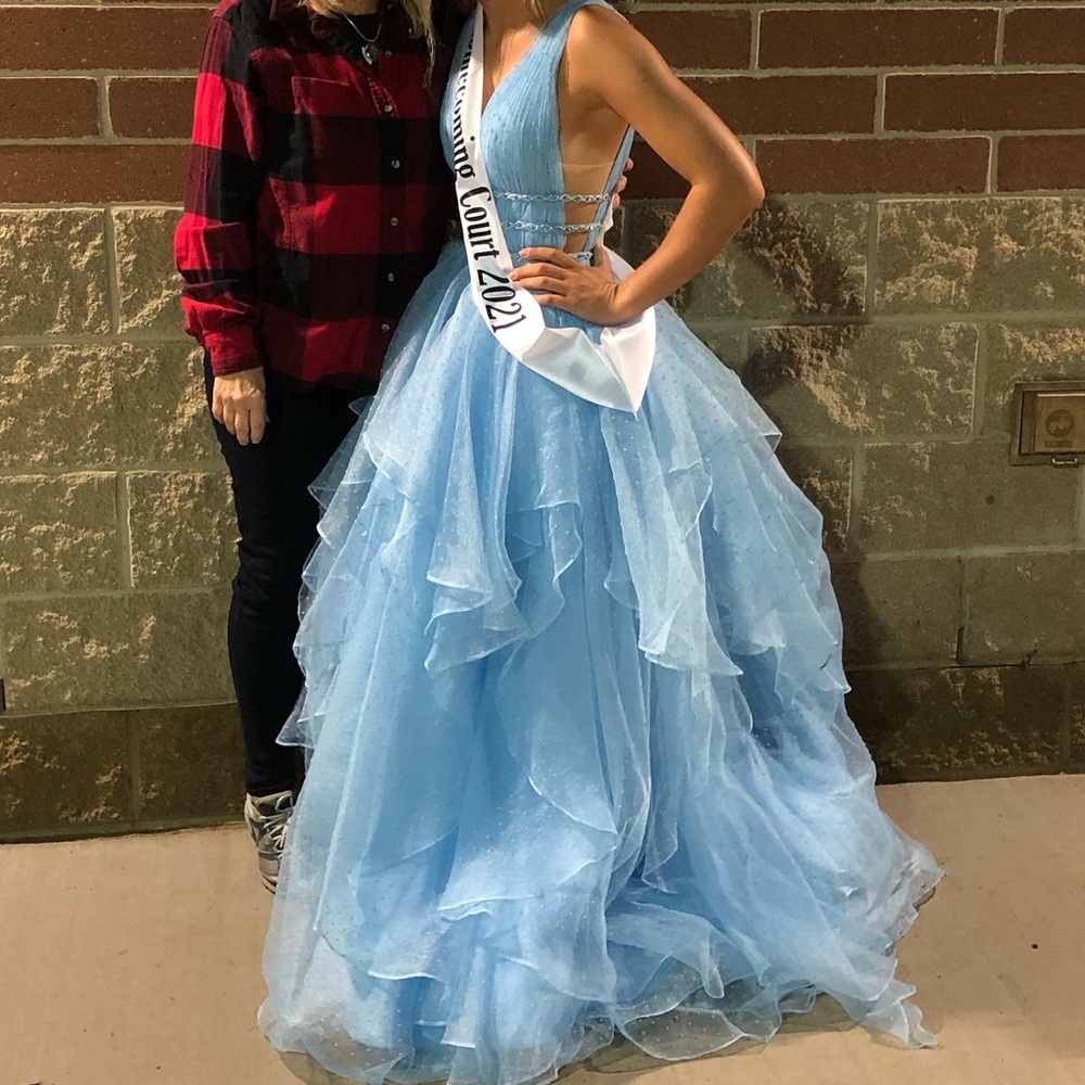 Gorgeous light blue Sherri hill